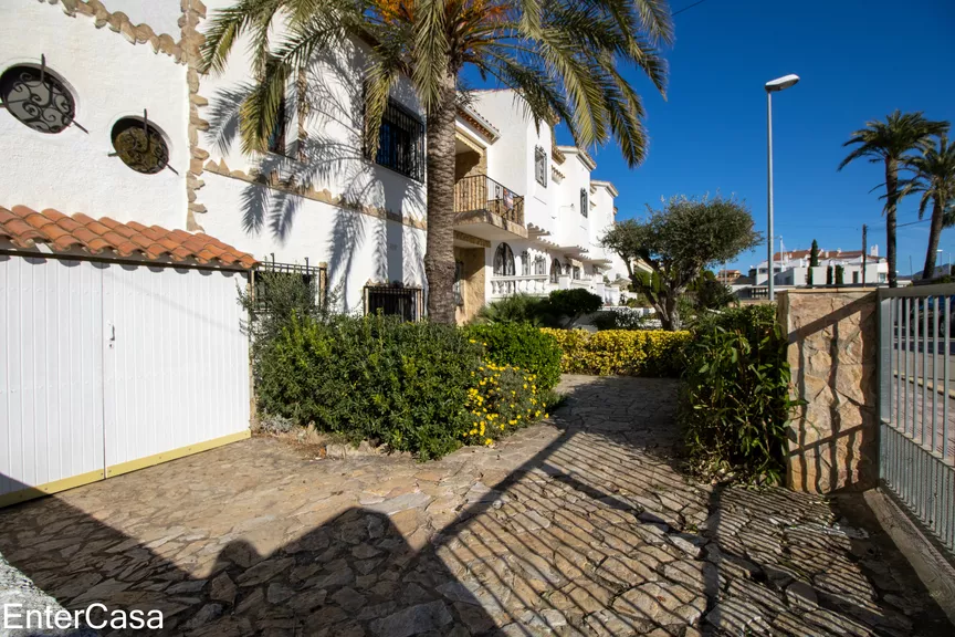 Incroyable maison à Empuriabrava avec 2 amarres !