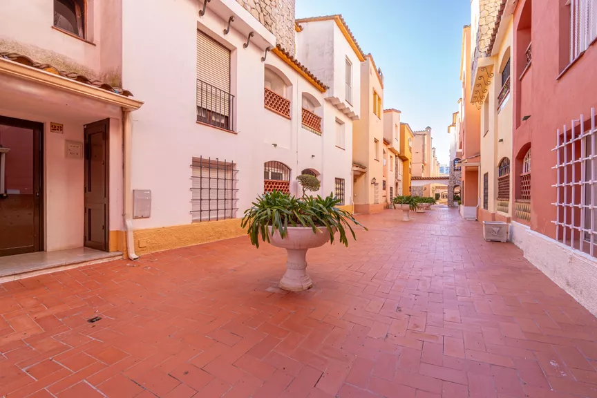 Apartamento en el corazón de Empuriabrava.